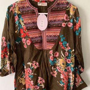 Magazine-Brown floral print shirt